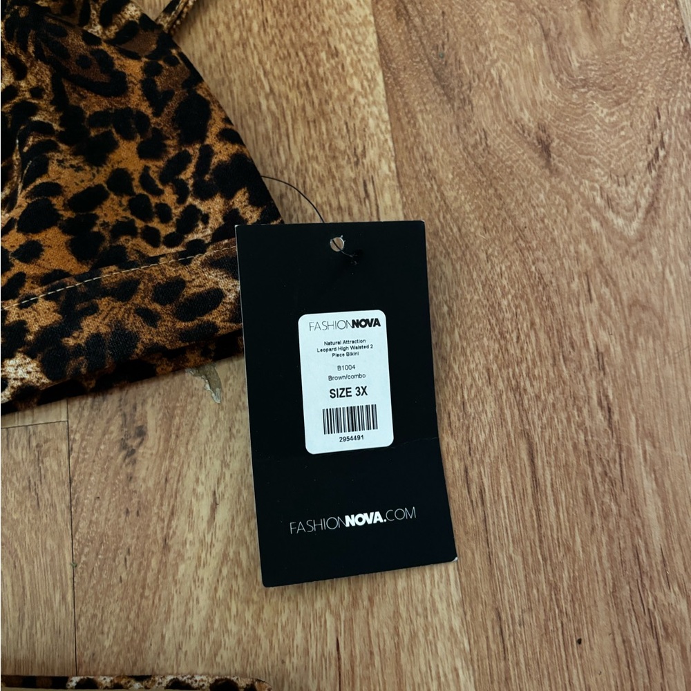 Women’s Plus size Leopard Print Bikini Size 3X New with tags